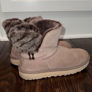 UGG Adria Classic Mini Women's Winter Boots in stormy gray suede 7